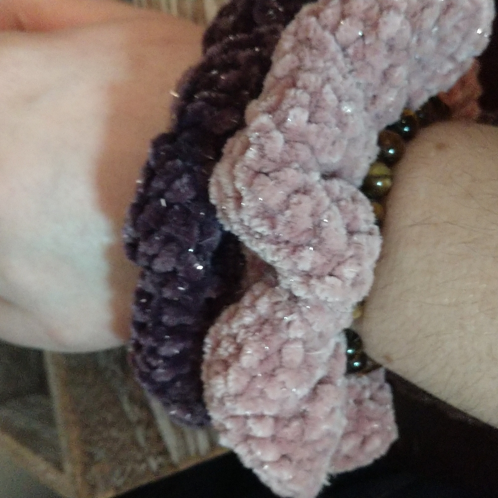 Crochet velvet scrunchie